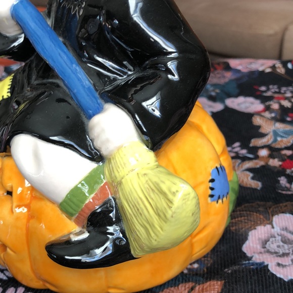 Vtg 1980s Glowing Ceramic CABBAGE PATCH KID Dressed as Halloween Witch Pumpkin - Picture 9 of 16